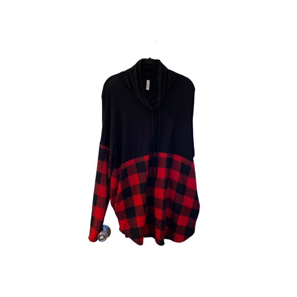 Celeste women’s plus size buffalo check Cowel neck top size one X 